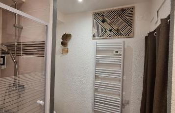 Joli T2 rénové bord plan d'eau - Foto 32