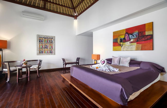 Villa Blanca by Alfred in Bali - Modern Luxury 5 Bdr Oceanfront Villa in Candidasa - Foto 1