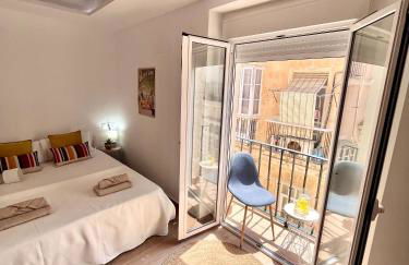 GATU PREMIUM Villa Flamenca , Preferente mayores de 25 años y familias - Foto 1