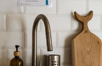 Cozy home with jacuzzi - near the airport - Photo 18