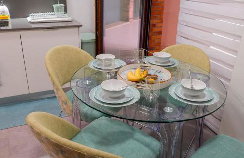 Luxury 2BR Spacious & Stylish with Patio near Metro - Foto 31