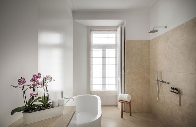 Seaview Castle by Cadenzalux - Photo 21