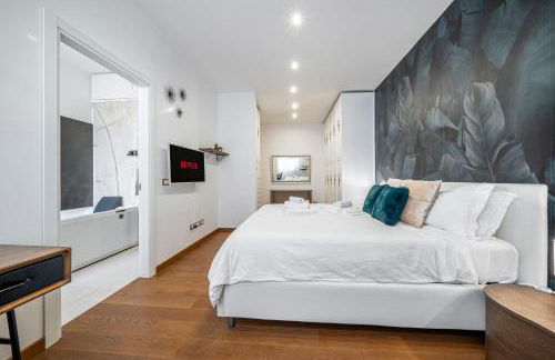 [Via Indipendenza] – Attico di lusso con Piscina - Photo 23