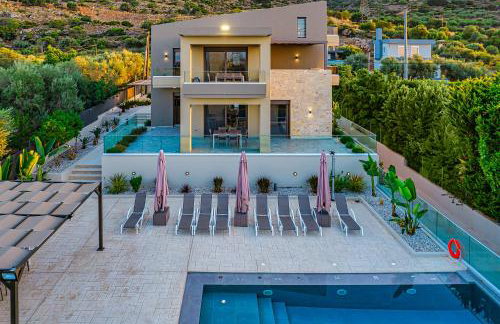 Chris and Stratos villa with private ecologic pool and kid's playground! - Foto 57