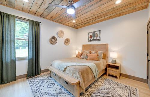 Blue Ridge Mountain-View Cabin with Hot Tub and Deck! - Foto 19