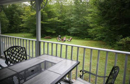 Outdoor Playground on Lake and Close to Skiing - Foto 31