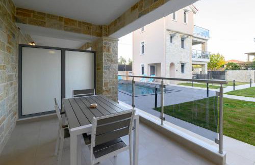 Momento Luxury Apartments walking distance from the beach - Photo 63