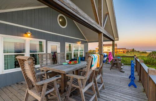 Beachfront 4BR - Tiki Bar, Yard Games, Pet-Friendly - Foto 58