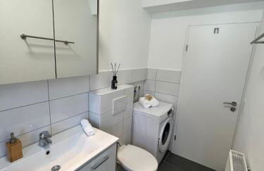 Premium Apartment 70qm 2 Zimmer Küche, Balkon, Smart TV, WiFi - Foto 2