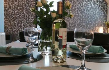 Seaforth House Apartment - Photo 2