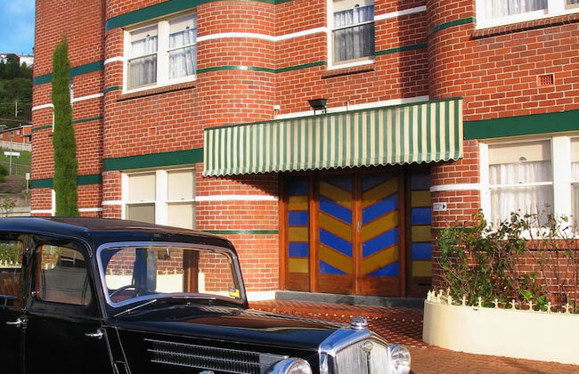 Apartments Downtown - Photo 31