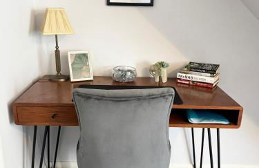 Townhouse in Derby - Photo 6