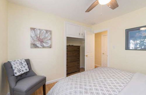 DoWNTOWN DeRBY-Hot Tub & Views - Foto 16