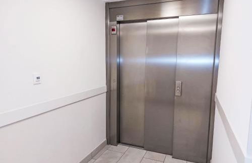 Apartment Grand Balcon- Piscine et proche du Port by Interhome - Foto 20