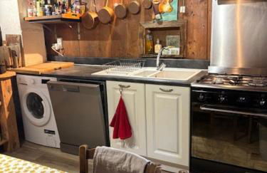 La CHACUNIERE GRAND CHALET ST NICOLAS DE VEROCE, PRES DES PISTES - Photo 20