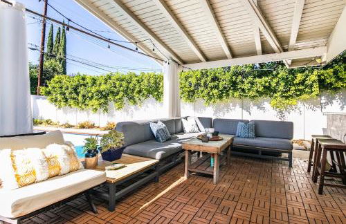 SoCal Retreat with Pool and Spacious Backyard - Foto 24