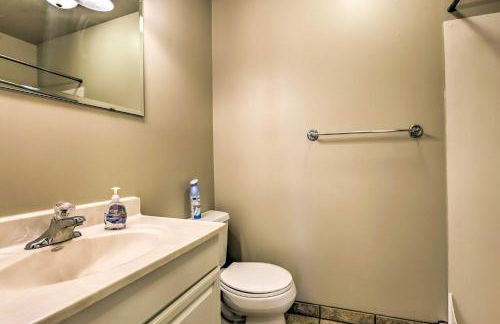 6 Mi to Old Market Home with BBQ-Ready Patio! - Foto 12