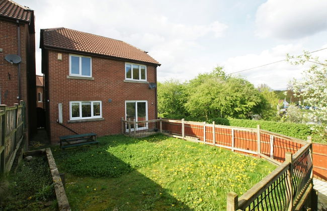 3 Bedroom Holiday Home With River Views - Photo 21