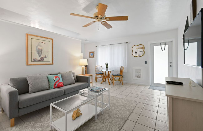 Sunshine Shores Boutique Apartments - Foto 32