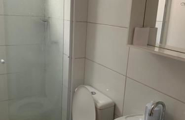 Apto em Ubatuba divisa com a Praia de Itagua e facil acesso as praias fica ao lado do Atacado Tenda na rodovia Rio Santos - Foto 7