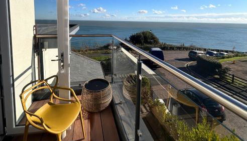 The Beach Retreat - Photo 3