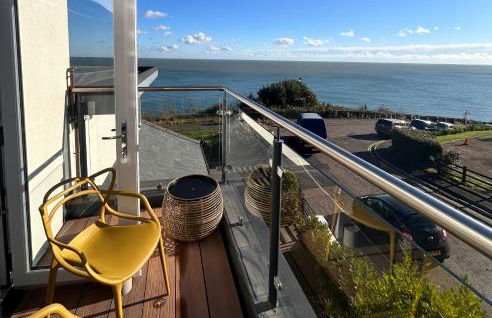 The Beach Retreat - Photo 3