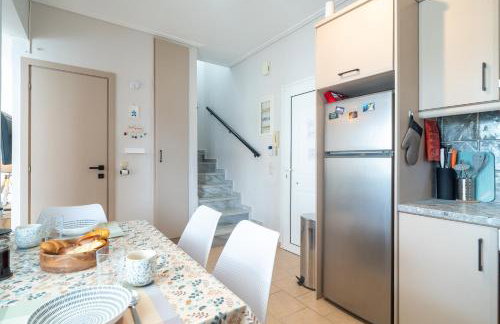 Phoebes Place At Kalamaki Court, 2 Bedroom Villa With A Shared Pool - Fully Refurbished For 2026 - Foto 9