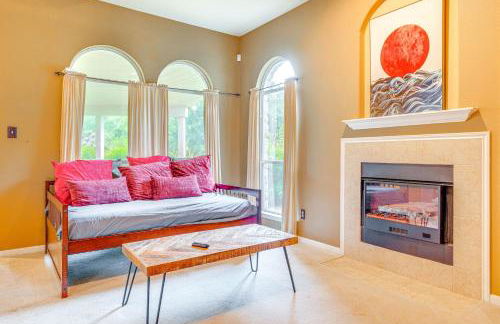 5 Mi to Lake Cedar Park Home with Outdoor Oasis - Foto 6