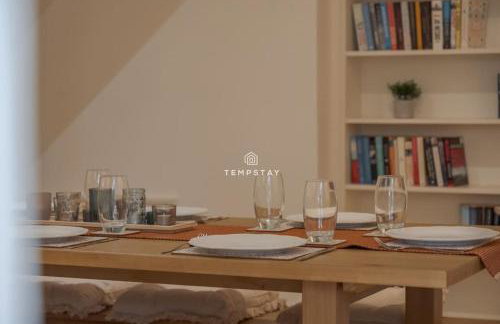 Cosy Family Home Near Thorpe Park & Legoland - Foto 15