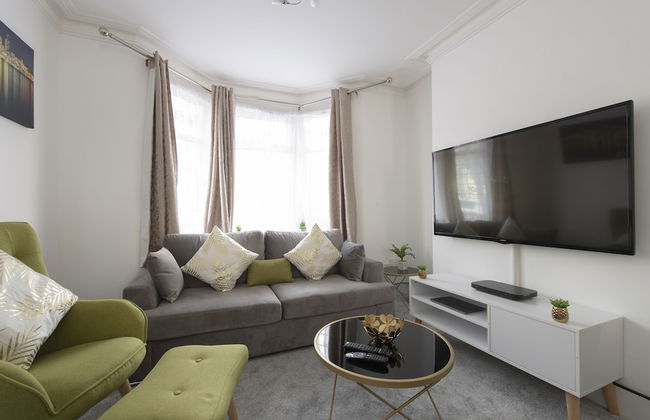 Fortified Three Bedroom Home - Foto 34