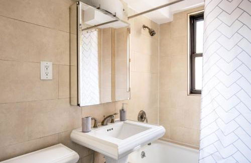 Midtown E Studio w Great light Gym NYC-139 - Foto 10