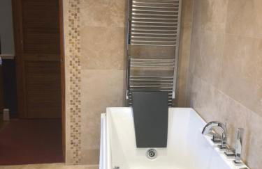 Bank Quay, Caernarfon - Photo 9