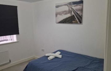 Solid Mirror Home Milton Keynes - Foto 13