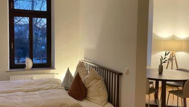 Stilvoll und gemütlich Wohnen am Schloßpark - Photo 2