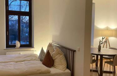 Stilvoll und gemütlich Wohnen am Schloßpark - Photo 2