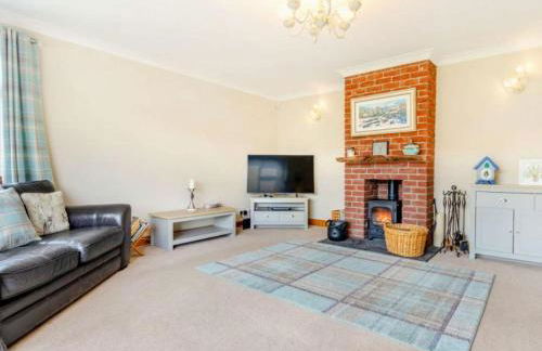 3 Bedroom luxury home, hot tub, stunning views of Killin, sitting on the River Dochart - Foto 13