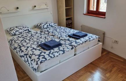 Old Harbour - Photo 15