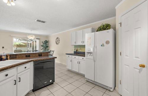 Davenport Oasis - 4BR Villa with Pool Near Disney - Foto 10