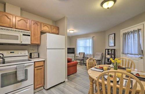 Centrally Located South Hill Apartment with Smart TV - Photo 12