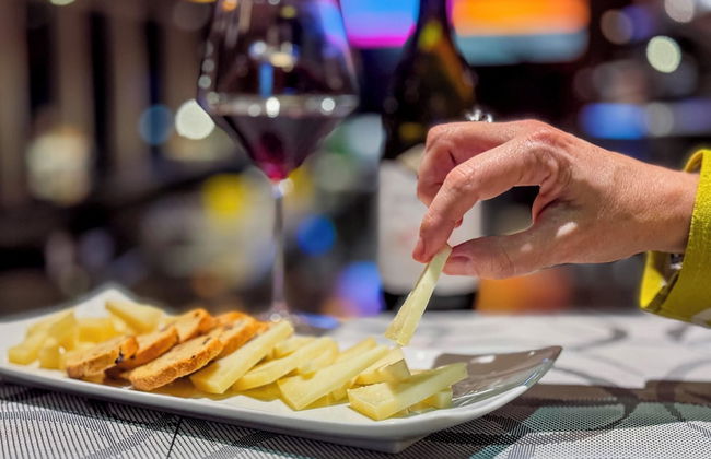 Jardines de Uleta Suites - Photo 80