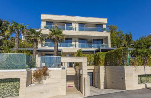 BEACH FRONT VILLA FRAN - DELUXE PENTHOUSE SUITE with private pool - Foto 28