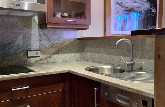 2 Bedroom Duplex Apartment in La Molina - Photo 9