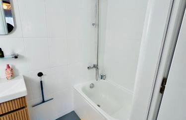 MG Sea View Apartments & Private Parking - Foto 62