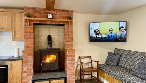 Tergoland Barn, a Rustic Countryside Retreat - Photo 3