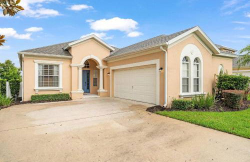 Poolside At Calabay - Home for 9 with Game Room - Foto 25