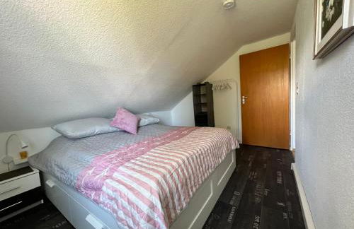 Herzlich willkommen in der Dachstube Niestetal - Foto 14