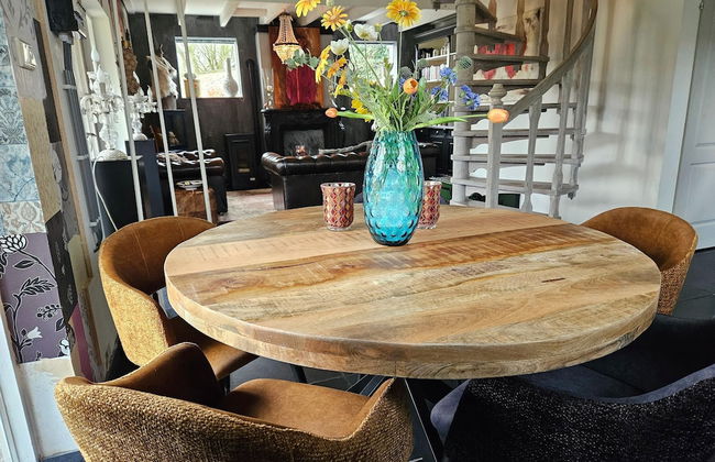 Atelier House With hot tub - Photo 28