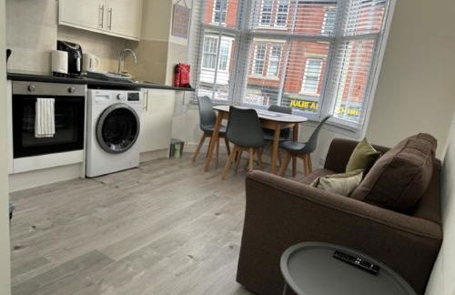 Central Colwyn Bay Studio Flat 2A - Foto 1