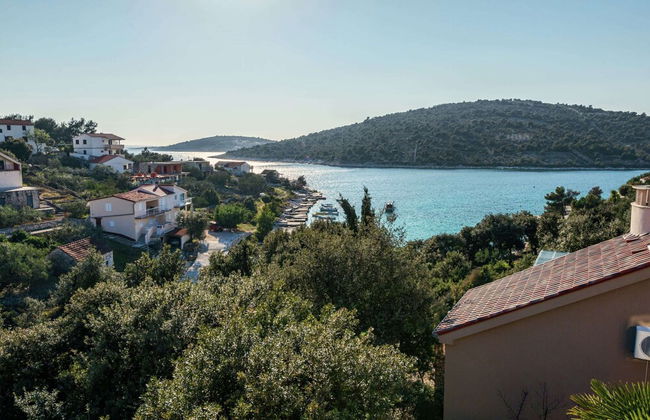 Holiday Home With Outdoor Hot Tub, Near the Sea - Foto 32