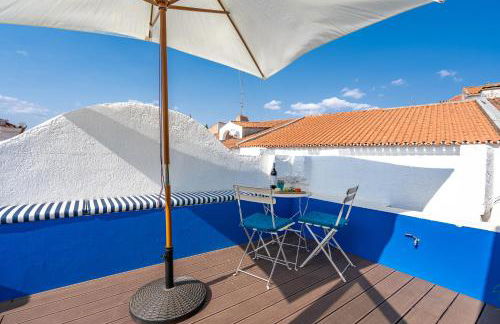 Host Wise - Elegant Loft with Historic Charm & Terrace - Foto 15